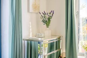 Penthouse With Views Of Alexandra Palace