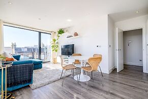 Penthouse With Views Of Alexandra Palace