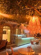 Asclepius Boutique Hotel & Cafe