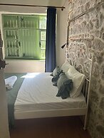 Asclepius Boutique Hotel & Cafe