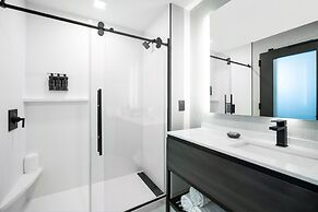 The Artisan At Tuscan Village, Salem, A Tribute Portfolio Hotel