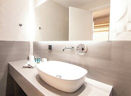 Mythodea Athens Suites