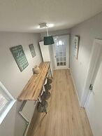 London Home with Beautiful Greenery