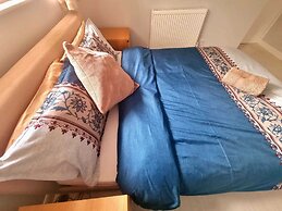 London Home with Beautiful Greenery