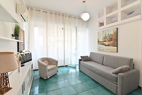 IzzHome Holiday Terrace