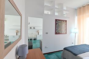 IzzHome Holiday Terrace