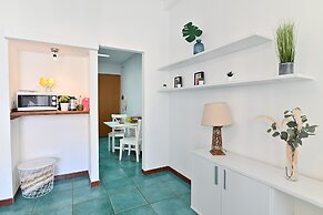 IzzHome Holiday Terrace