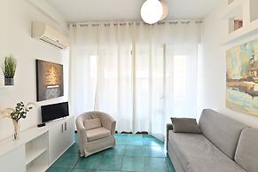 IzzHome Holiday Terrace