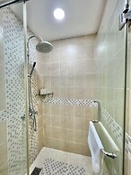 Diny ApartHotel - Rooftop Pool