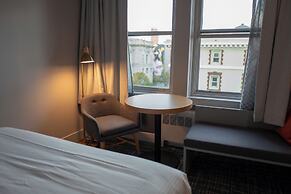 Hotel Garrett