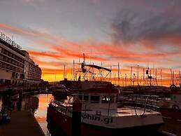 Stunning 1-bed Luxury Studio in Gibraltar