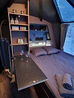 Aurora RiverCamp Glass Igloos and Cabins