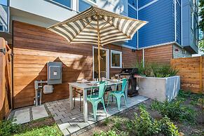 Rooftop Patio With Waterview Private Garden Grill 3BR 3BA