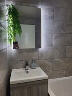 HU1 Hull City Centre Modern Apartment H9