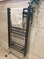 HU1 Hull City Centre Modern Apartment H9