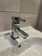 HU1 Hull City Centre Modern Apartment H9