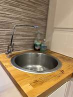 HU1 Hull City Centre Modern Apartment H9