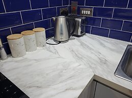 HU1 Hull City Centre Modern Apartment H9