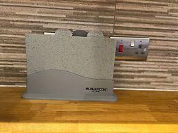 HU1 Hull City Centre Modern Apartment H9