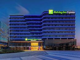 Holiday Inn Express Hangzhou Airport, an IHG Hotel