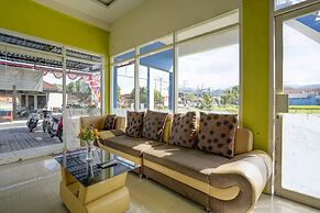 OYO 92907 Miranda Hotel Syariah