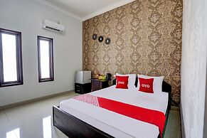 OYO 92907 Miranda Hotel Syariah