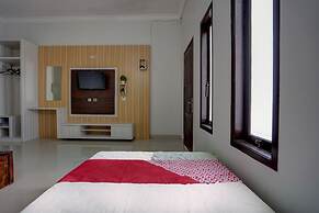 OYO 92907 Miranda Hotel Syariah