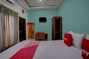 OYO 92896 Hotel Sahabat Syariah