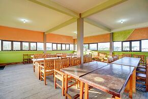 OYO 92896 Hotel Sahabat Syariah Near Plasa Telkom Bawean