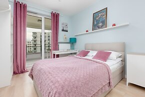 Cozy Nowaka-jezioranskiego by Renters