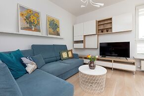 Cozy Nowaka-jezioranskiego by Renters