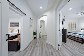 Luxurious 5BR Resort Style Home w/ Pool & Spa