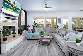 Luxurious 5BR Resort Style Home w/ Pool & Spa