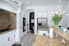 Luxurious 5BR Resort Style Home w/ Pool & Spa