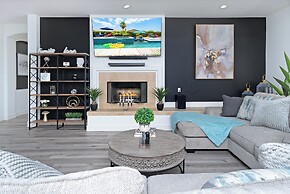 Luxurious 5BR Resort Style Home w/ Pool & Spa