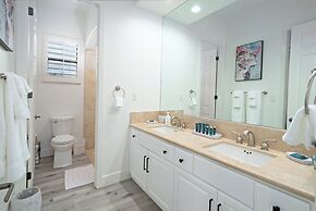 Luxurious 5BR Resort Style Home w/ Pool & Spa