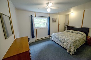 Sea Breeze Cottages And Motel