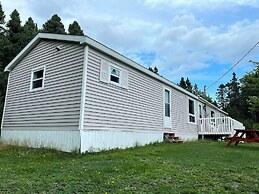 Sea Breeze Cottages And Motel