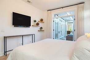 Emerald Cove by Avantstay Mins to Beach & Pier