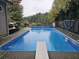 Luxury ocean dock pool villa
