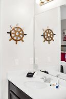 Chic Resort Villa: Themed Rooms, Pool & Game Room!