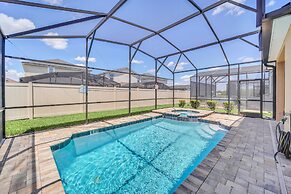 Chic Resort Villa: Themed Rooms, Pool & Game Room!