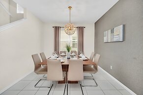 Chic Resort Villa: Themed Rooms, Pool & Game Room!