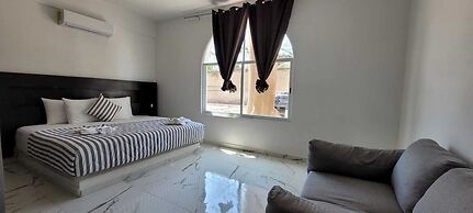 D LUXURY HOTEL BAKALAR