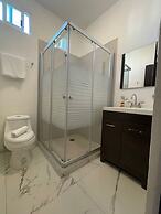 D LUXURY HOTEL BAKALAR