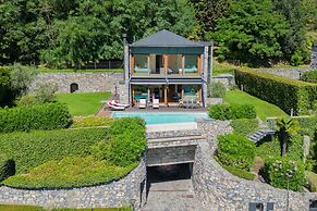 Villa Infinity in Como