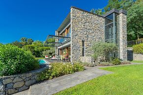 Villa Infinity in Como