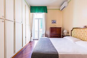 Grand Classic Apartment at San Martino