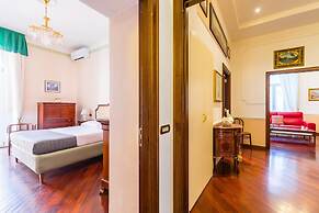 Grand Classic Apartment at San Martino
