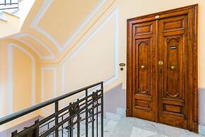 Grand Classic Apartment at San Martino